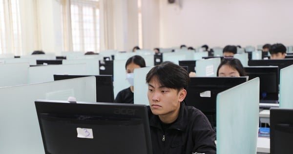 Nam Dinh leitet die Eignungsbeurteilungsprüfung der Hanoi National University