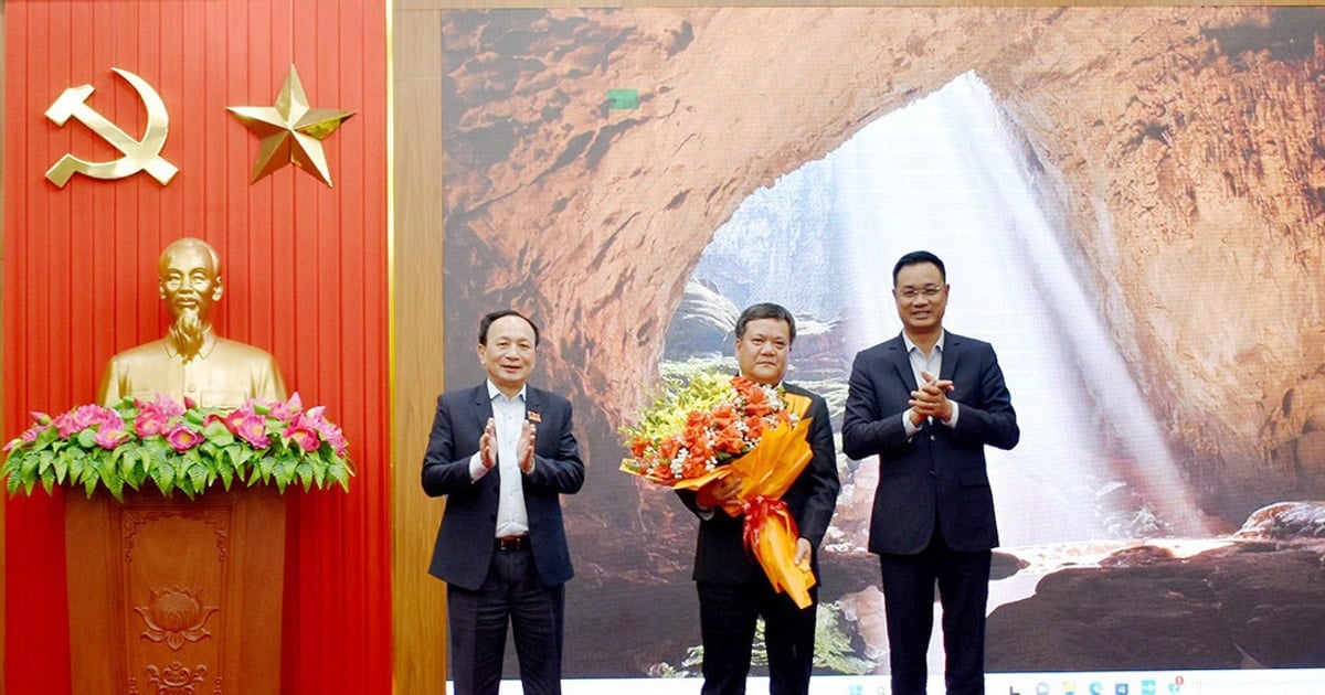 Mr. Tran Phong holds the position of Deputy Secretary of Quang Binh Provincial Party Committee.