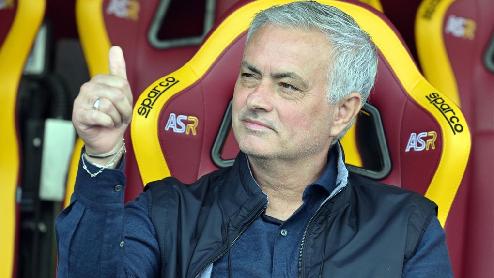 AS Roma lĩnh đòn đau vì chiến thuật hắc ám của HLV Mourinho - 2