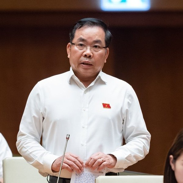 Minister Nguyen Van Thang antwortet zum BOT, Mitglied der Nationalversammlung sagt „nicht überzeugend“