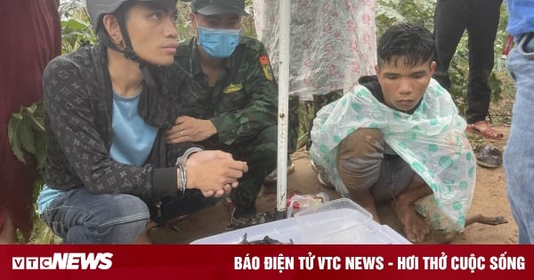 Profitant d'une forte pluie, deux personnes ont traversé la frontière vers le Laos pour acheter 400 pilules de drogue à consommer.