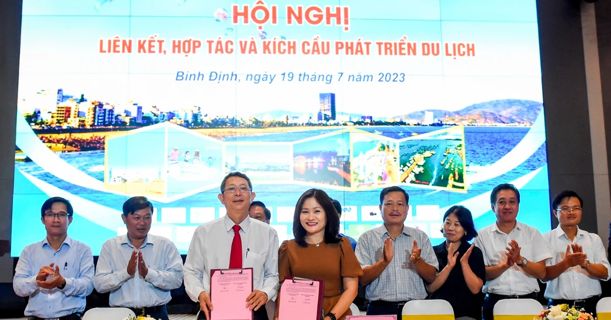 Tạp chí Du lịch Thành phố Hồ Chí Minh hợp tác quảng bá văn hóa địa phương