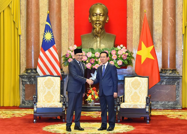 Thủ tướng Malaysia muốn phổ biến tập thơ "Nhật ký trong tù" của Bác Hồ - Ảnh 1.