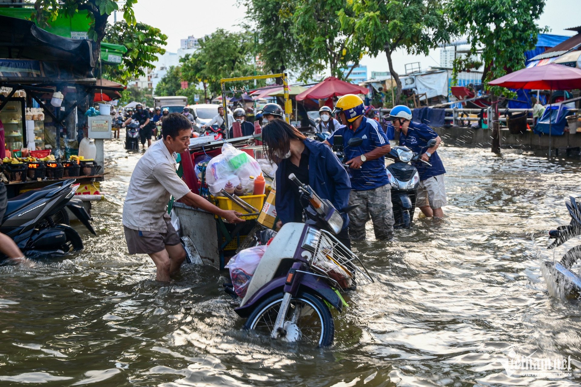 triều cường.jpeg