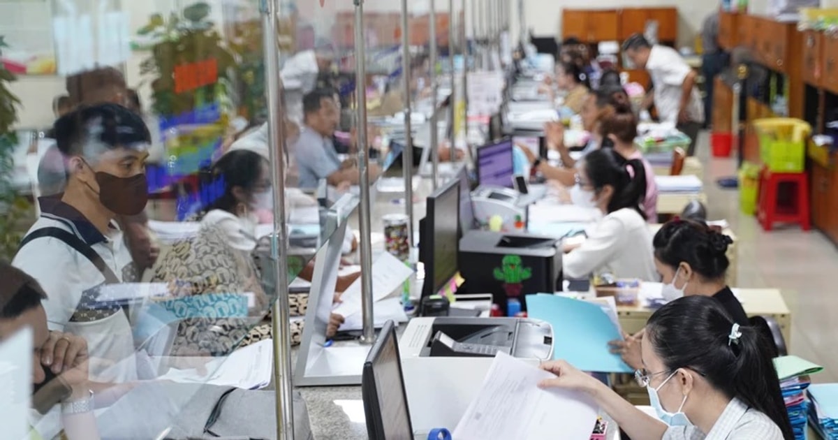 Decentralization and delegation of authority associated with resource allocation