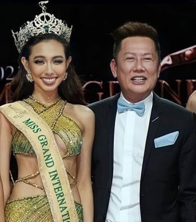 Ông Nawat lên tiếng việc Thùy Tiên gỡ danh hiệu khỏi profile cá  nhân - Ảnh 2.