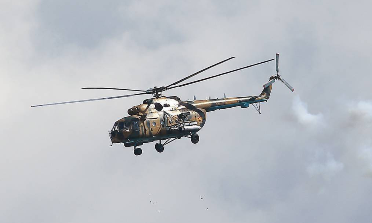 Russian Mi-8 helicopter crashed into lake