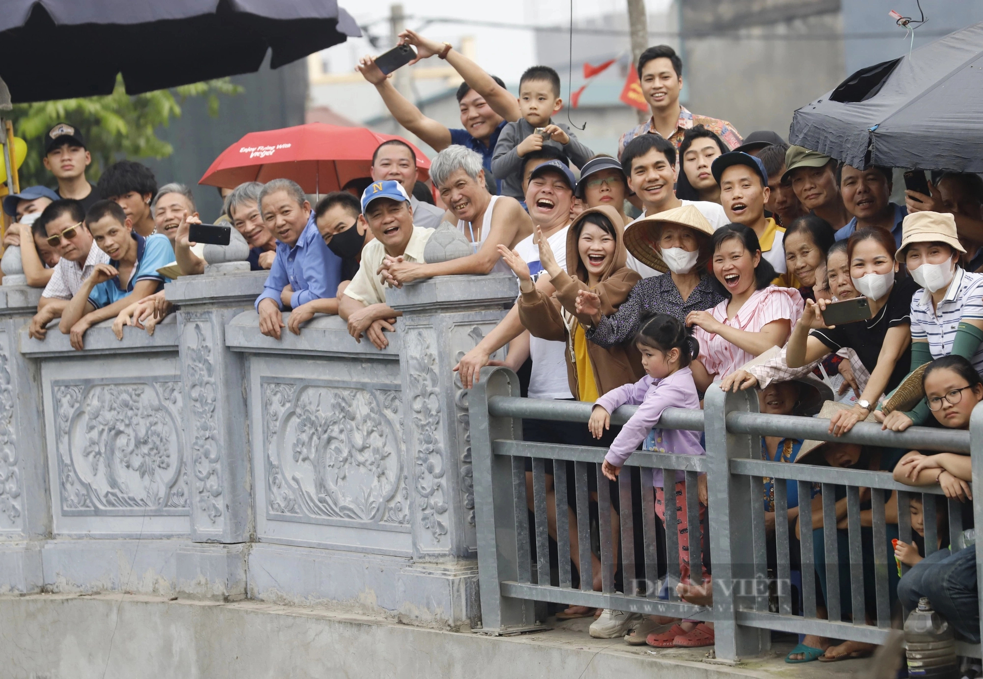 Trai làng đằm mình trong đầm nước vây bắt vịt giật phần thưởng tăng theo cấp số nhân- Ảnh 9.