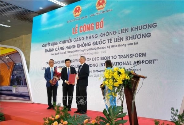 Lien Khuong se convierte oficialmente en el primer aeropuerto internacional de las Tierras Altas Centrales