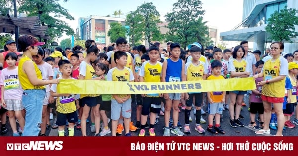 230 em nhỏ tham dự giải chạy bộ VKL Kids Run