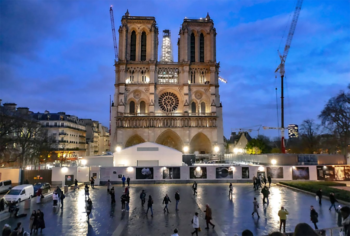 Trùng tu Nhà thờ Đức Bà Paris với chi phí hơn 760 triệu USD- Ảnh 1.