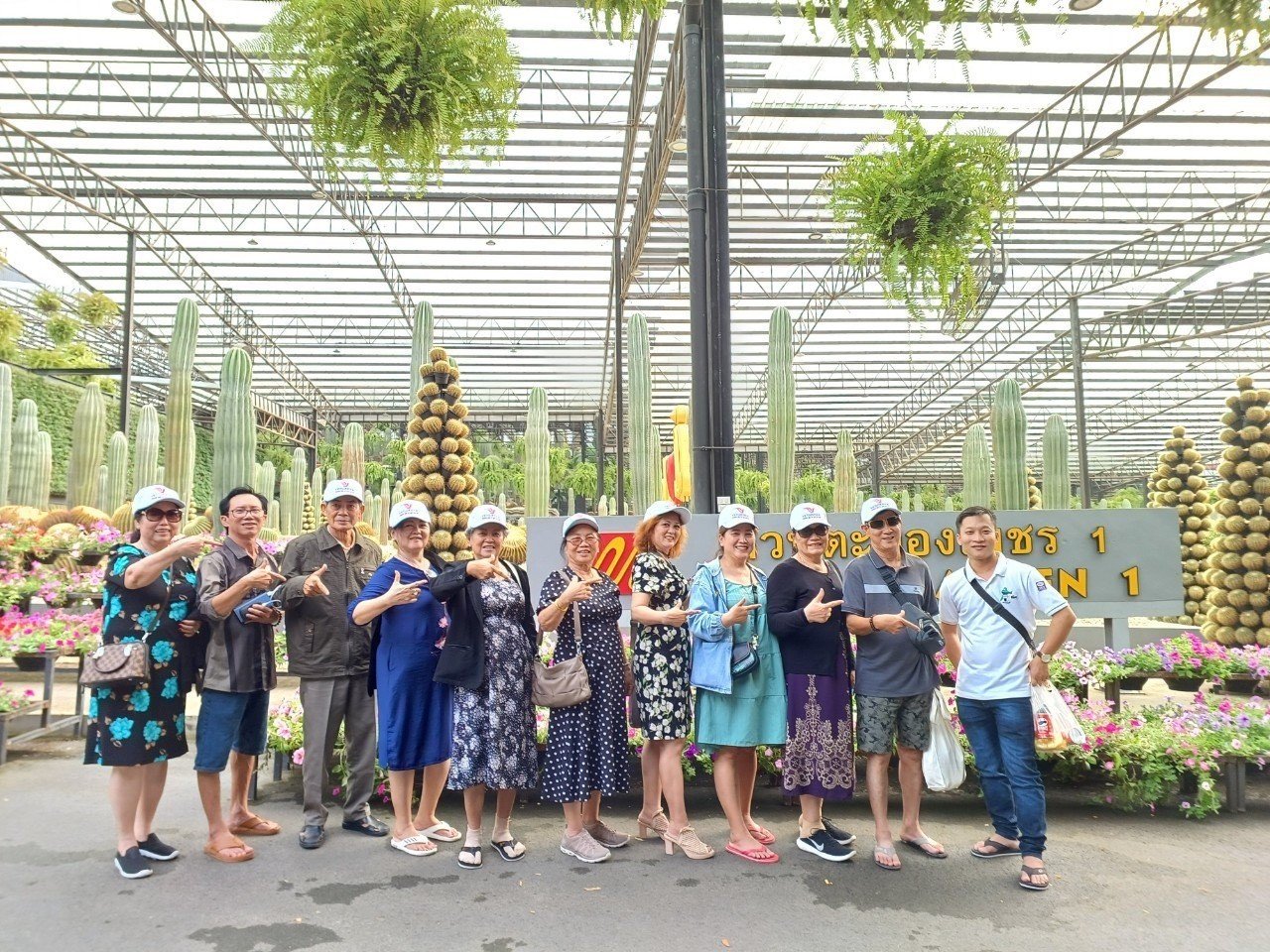 Lữ hành Vietluxtour tung loạt tour chất, ưu đãi “khủng” tại Ngày hội Du lịch TP HCM - Ảnh 3.