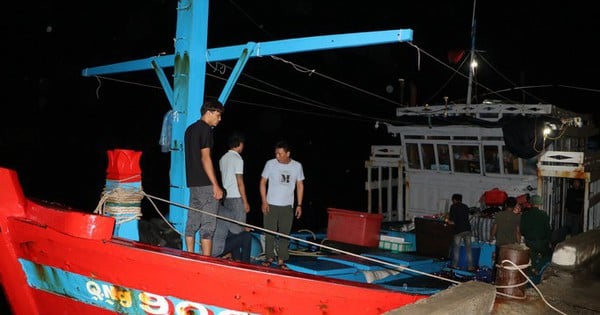 What does Vietnam say about the attack on Vietnamese fishing boats in Hoang Sa?