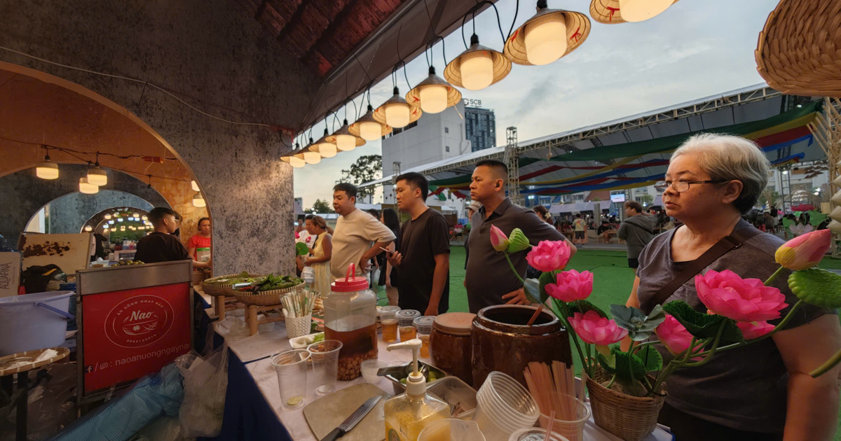 Los comensales de Ho Chi Minh City se entusiasman con la cocina de Hanoi