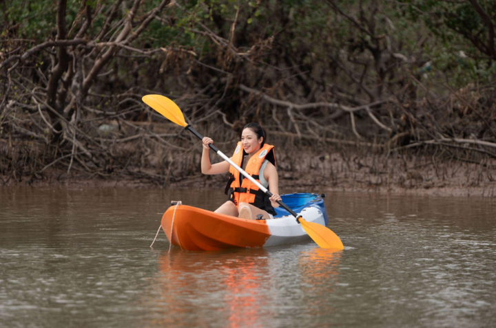 Visitors will experience exciting activities in the mangrove forest. (Source: Dragon Ocean Do Son)