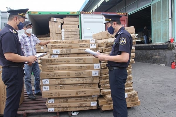 La Direction générale des douanes renforce le contrôle des risques pour les entreprises qui suspendent temporairement leurs importations de produits chimiques