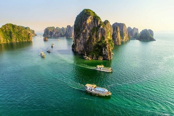 List of World Heritage in Danger does not include Ha Long Bay