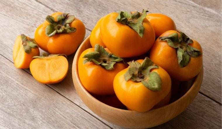 Persimmons are incompatible with seafood in general, such as shrimp and crab.