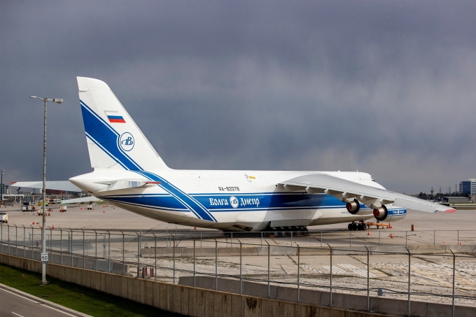 An Antonov An-124 aircraft of Russian airline Volga-Dnepr parked at Pearson Airport, Toronto, Canada on April 25. Photo: Reuters