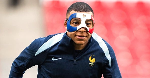 Mbappé apparaît avec un nouveau masque, prêt à vaincre les Pays-Bas