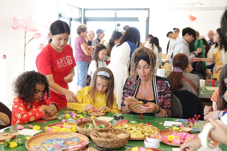 Ấn tượng Festival Vietnam lần đầu tiên được tổ chức tại thành phố biển Larmor-Plage