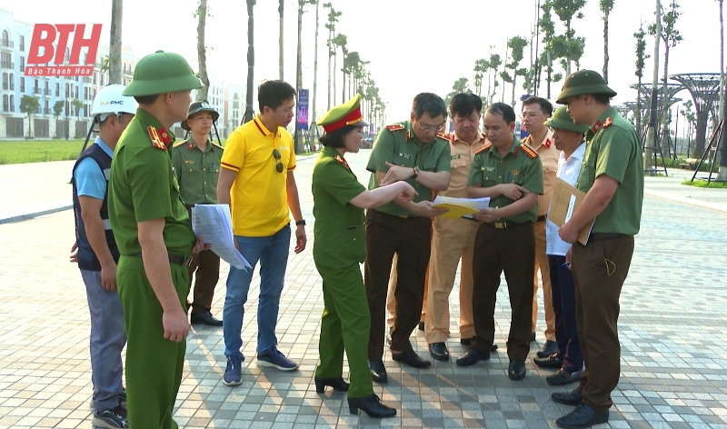 Provincial Police Director inspects security and order work in Sam Son City