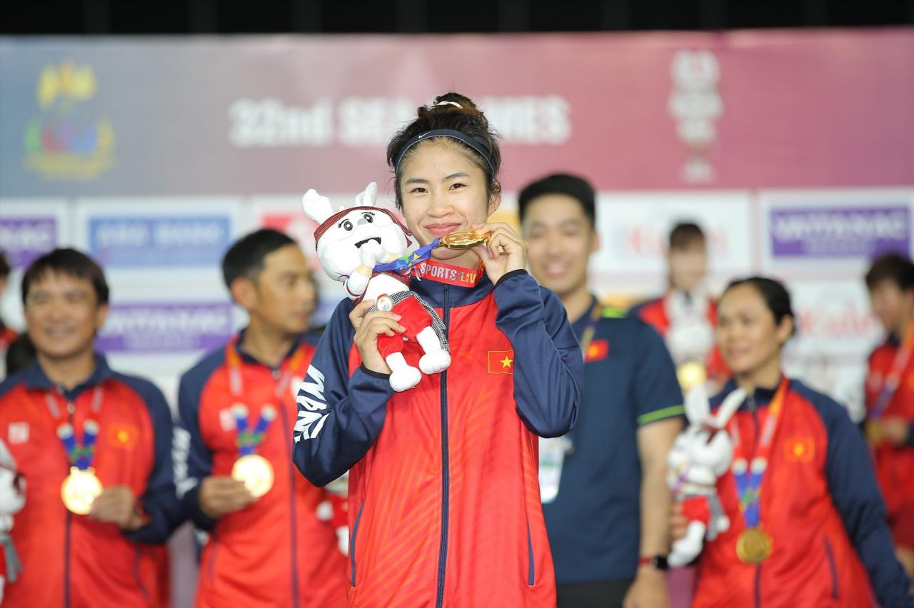Tiền vệ Thanh Nhã là người ghi bàn ấn định chiến thắng 2-0 cho tuyển nữ Việt Nam trong trận chung kết gặp Myanmar.