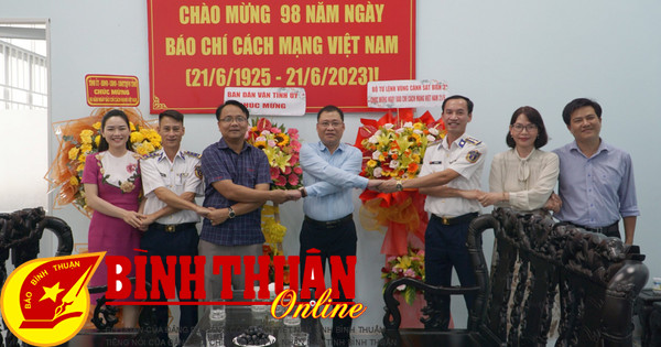 Agencias y localidades felicitan al periódico Binh Thuan por el Día de la Prensa Revolucionaria de Vietnam