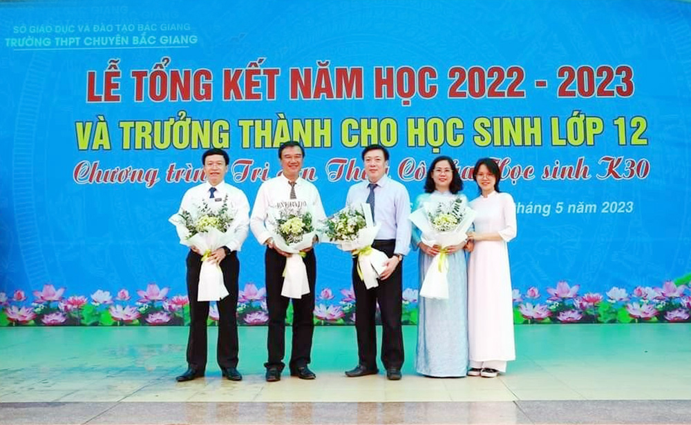 Bắc Giang, giáo dục, sống trẻ, kỷ yếu, lưu giữ, chụp ảnh, học sinh, tốt nghiệp