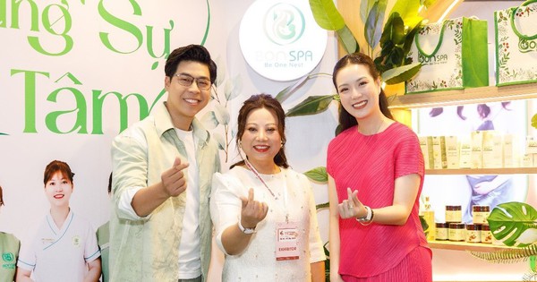 ស្ត្រីមានផ្ទៃពោះ និងស្ត្រីបំបៅដោះកូនជាច្រើនបានចូលរួមក្នុងកម្មវិធីជជែកដែលរៀបចំដោយ BON Spa