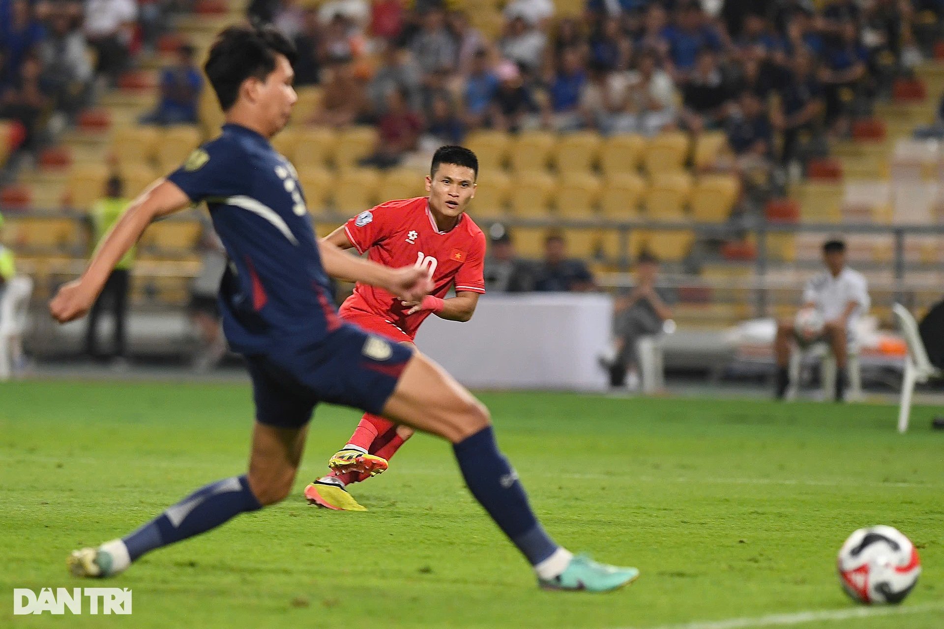 Hình ảnh tuyển Việt Nam vô địch AFF Cup 2024 đầy thuyết phục trước Thái Lan - 8