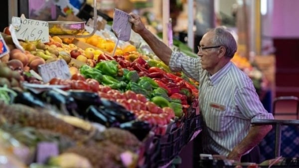 Im Gegensatz zur Fed erhöht die EZB zum achten Mal in Folge die Zinsen. Die Europäer sind nicht „erleichtert“