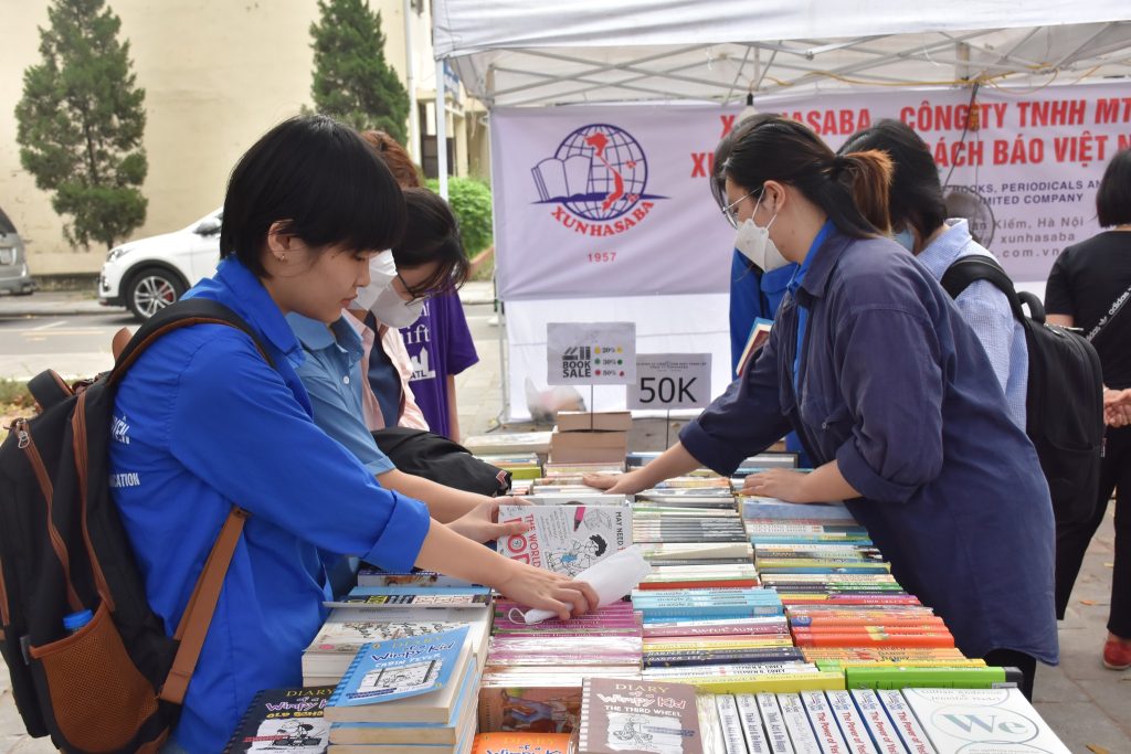 กิจกรรม - ทำให้หนังสือกลายเป็นเพื่อนสนิทจริงๆ (รูปที่ 2)
