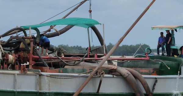 Sóc Trăng khai thác mỏ cát 4 triệu m3 trên sông Hậu phục vụ cao tốc