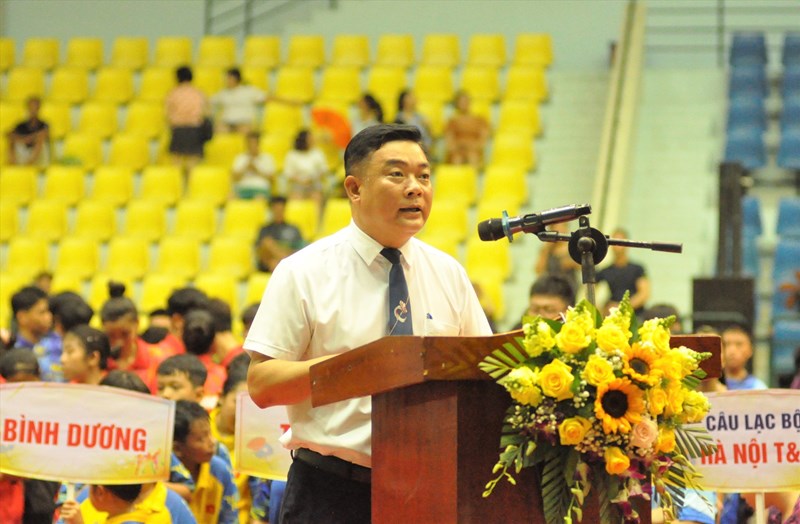 Près de 900 athlètes participent au Championnat national de tennis de table pour jeunes, adolescents et enfants 2023 | JOURNAL EN LIGNE QUANG NAM