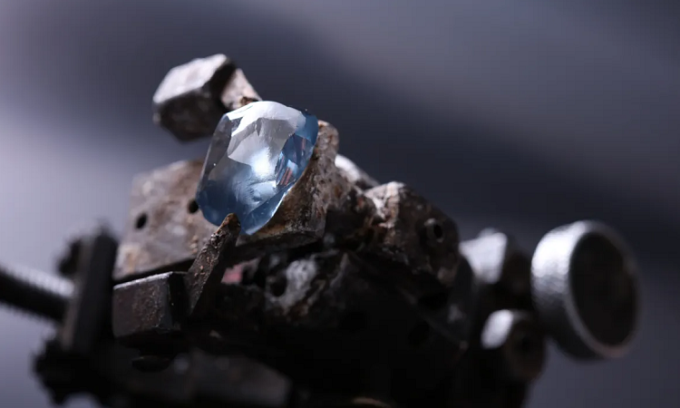 Der Okavango Blue Diamond nach dem Polieren. Foto: Okavango Diamond Company