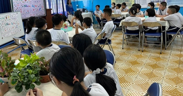 Ein Bezirk von Ho-Chi-Minh-Stadt hat angeordnet, dass zu Beginn des Schuljahres keine überhöhten Gebühren erhoben werden dürfe.