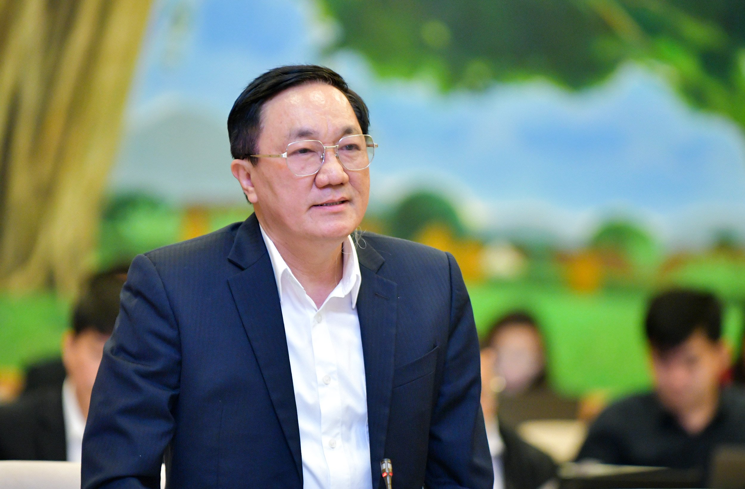 국회 부의장 응우옌 득 하이(Nguyen Duc Hai)는 국가은행, 베트남 사회정책은행 및 3개 부처와 지부와 함께 실무 회의를 주재했습니다.