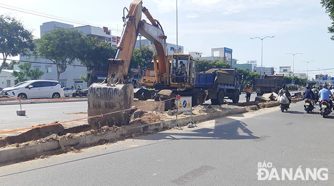 UBND thành phố yêu cầu Không đưa vào sử dụng các công trình giao thông khi chưa được nghiệm thu theo quy định của pháp luật về xây dụng. Ảnh: THÀNH LÂN