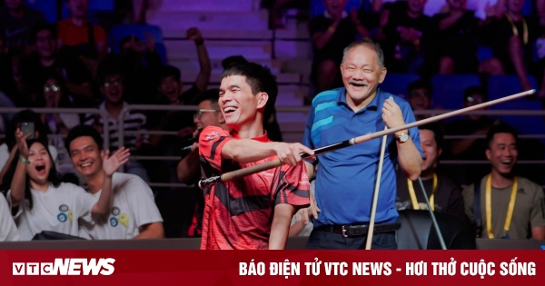 La leyenda Efren Reyes derrotó a Do Khai en el partido de exhibición del Hanoi Open Pool