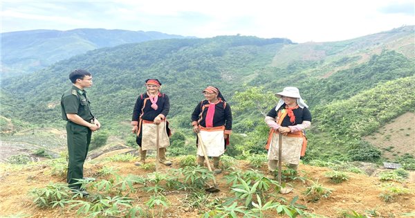 Xây dựng vùng biên Phong Thổ phát triển hòa bình