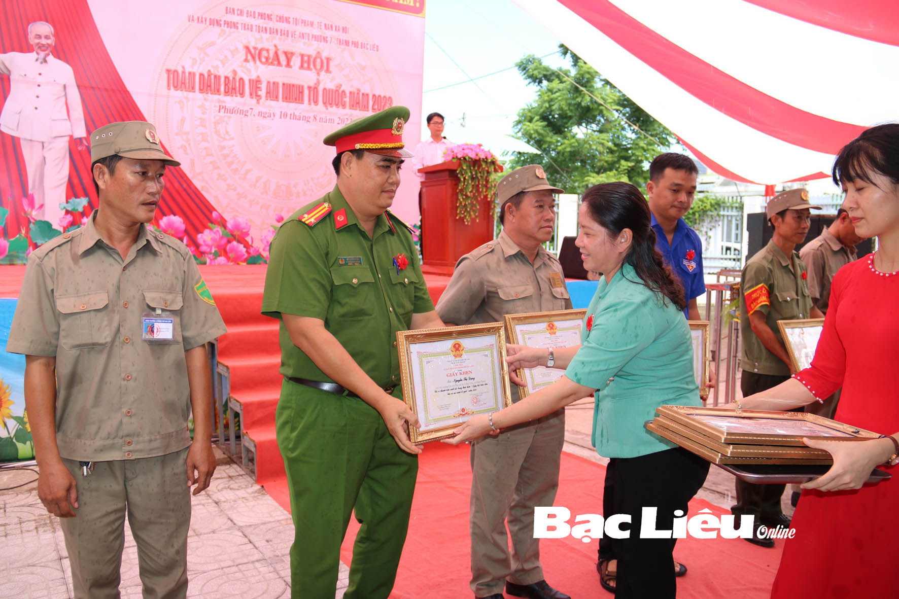 Huy động sức mạnh toàn dân bảo vệ an ninh Tổ quốc