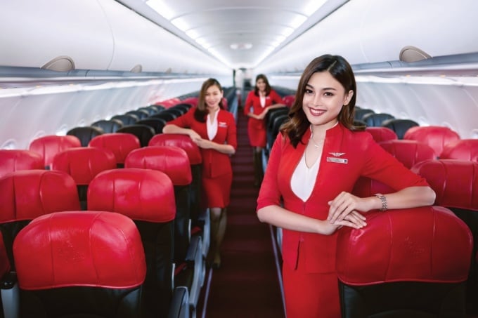 បុគ្គលិករបស់ AirAsia ត្រូវបានបណ្តុះបណ្តាលជាបន្តបន្ទាប់ ដើម្បីធានាបាននូវប្រតិបត្តិការគ្មានថ្នេរ និងកែលម្អបទពិសោធន៍អ្នកដំណើរ។ រូបថត៖ AirAsia