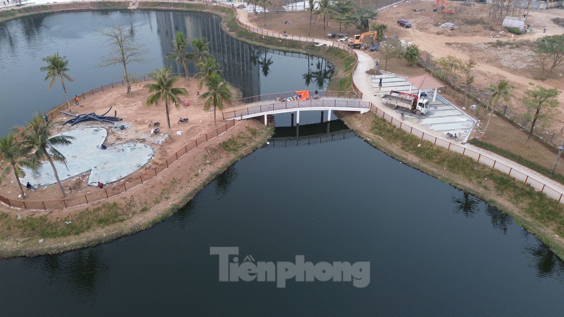 Gros plan du parc du lac Phung Khoang, qui vient d'être temporairement cédé, photo 7