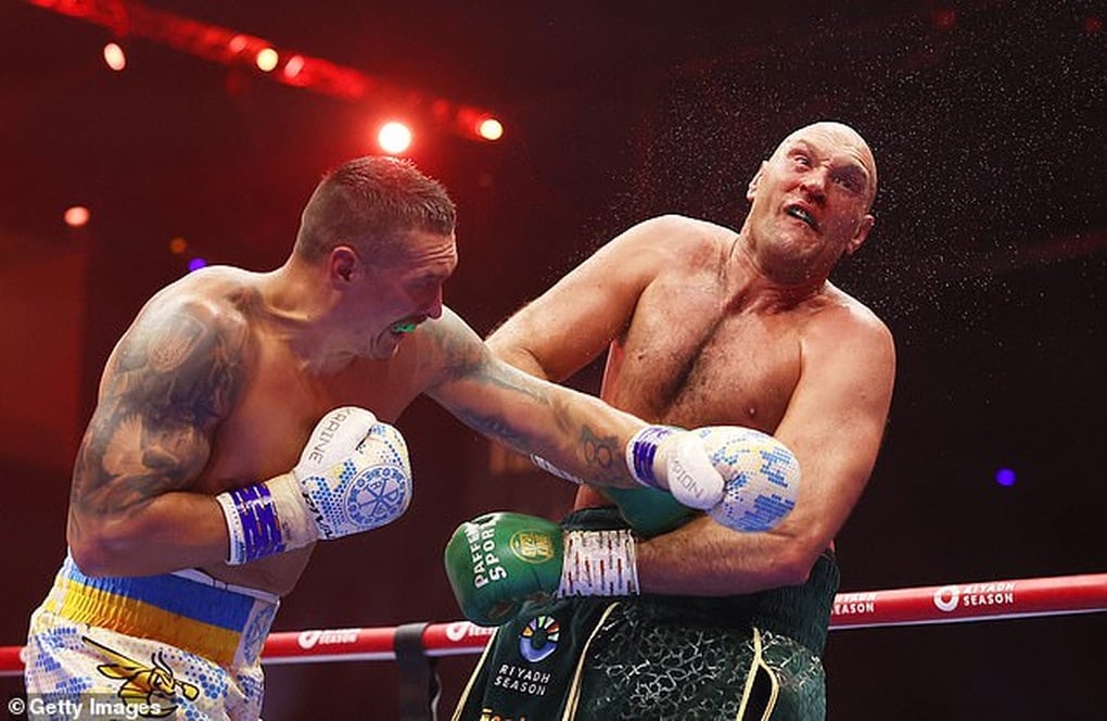 Tyson Fury thiệt hại số tiền khổng lồ khi tái đấu với Usyk - 1