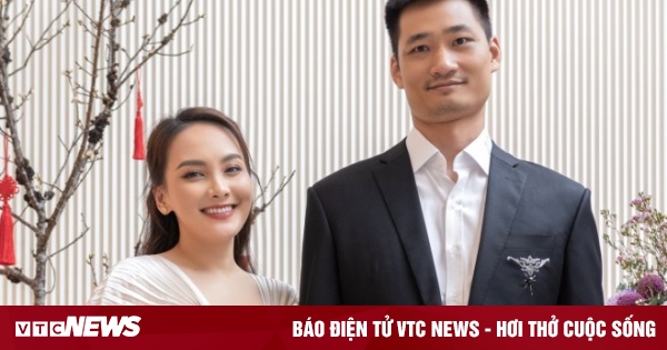 Bao Thanh thanks her husband who used to be a police officer on VTV