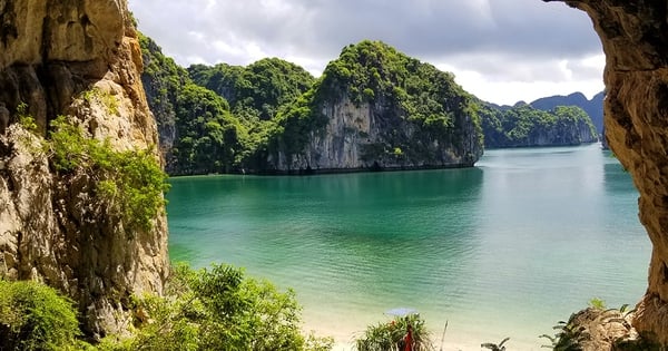 Admire la belleza del archipiélago de Cat Ba, que acaba de convertirse en patrimonio natural mundial.