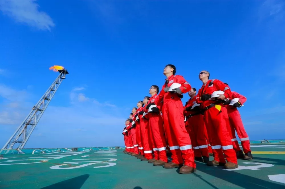 Petrovietnam: Pioneering in organizational innovation, restructuring lean enterprises, improving labor productivity