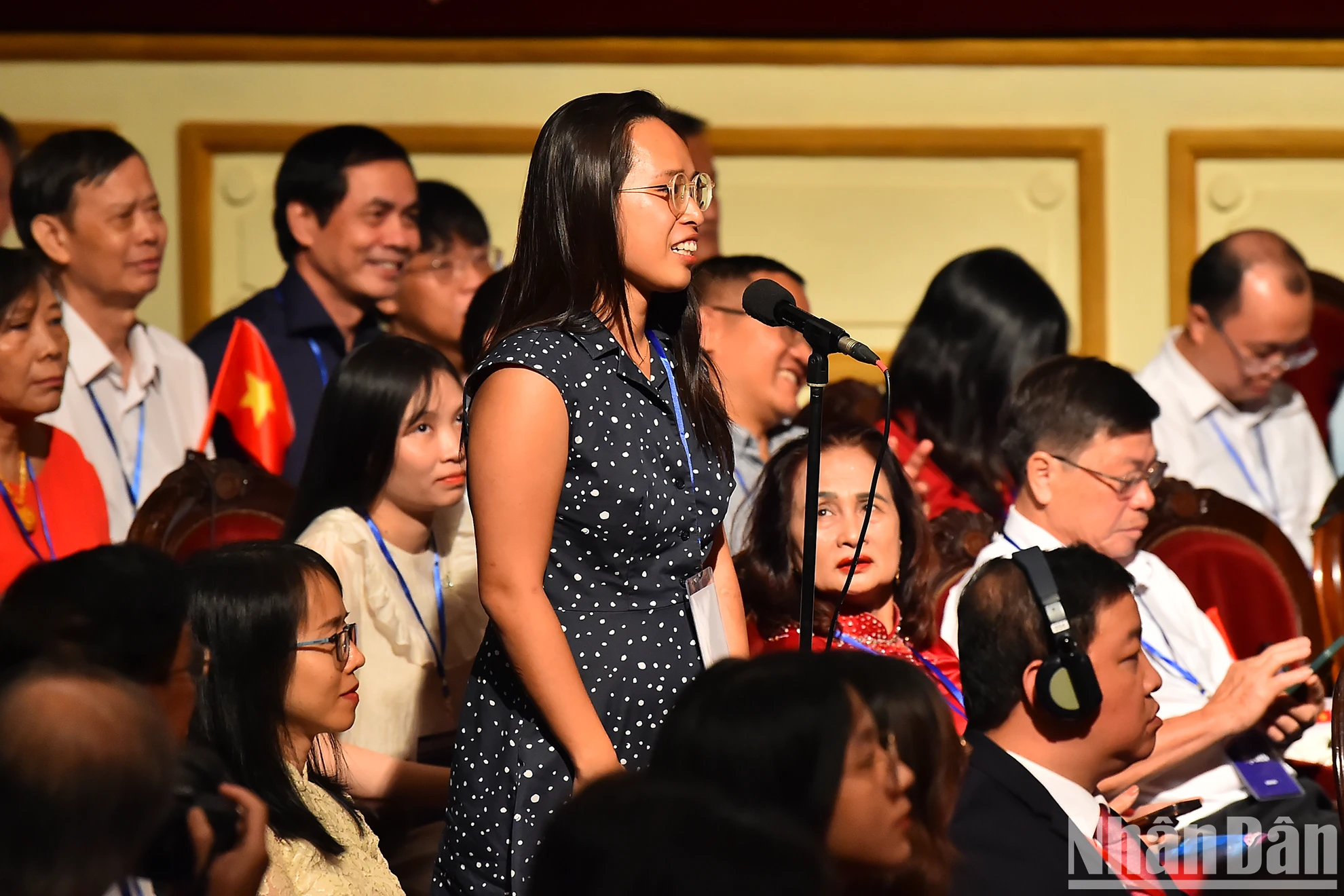 [Foto] El presidente To Lam y el presidente Vladimir Putin se reunieron con líderes de la Asociación de Amistad Vietnam-Rusia y generaciones de ex estudiantes vietnamitas que estudian en Rusia. Foto 6