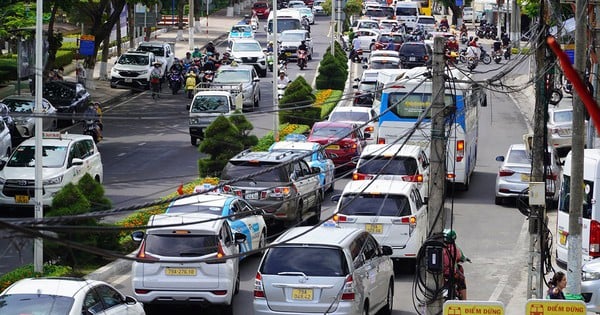 Ưu tiên xe trung chuyển du khách, giảm áp lực giao thông thành phố biển Nha Trang